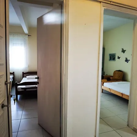 Sweet Apartment *